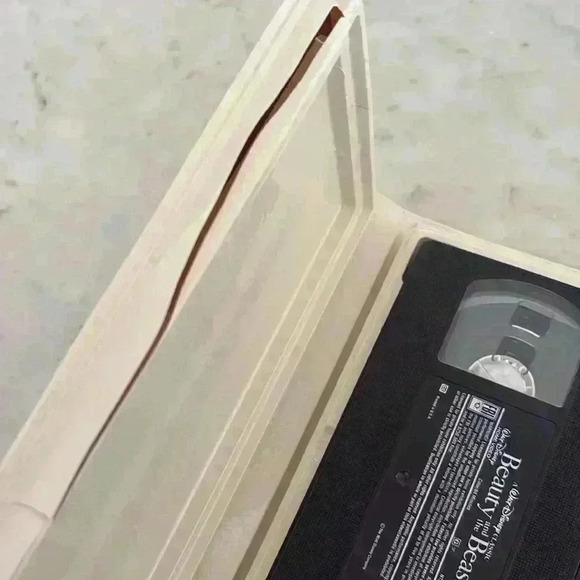 Vintage VHS Beauty and the Beast Black -  Diamond Series - Picture 5 of 5